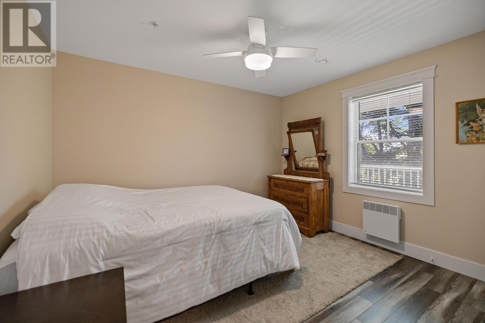 #204 29 STRATFORD ROAD - 21