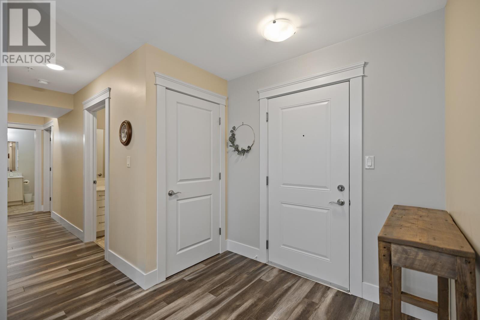 #204 29 STRATFORD ROAD - 4