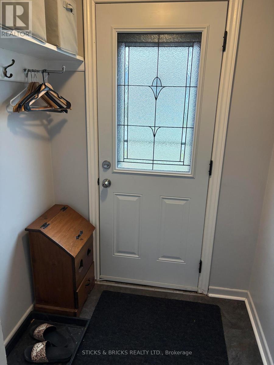 6088 DORCHESTER ROAD - 11