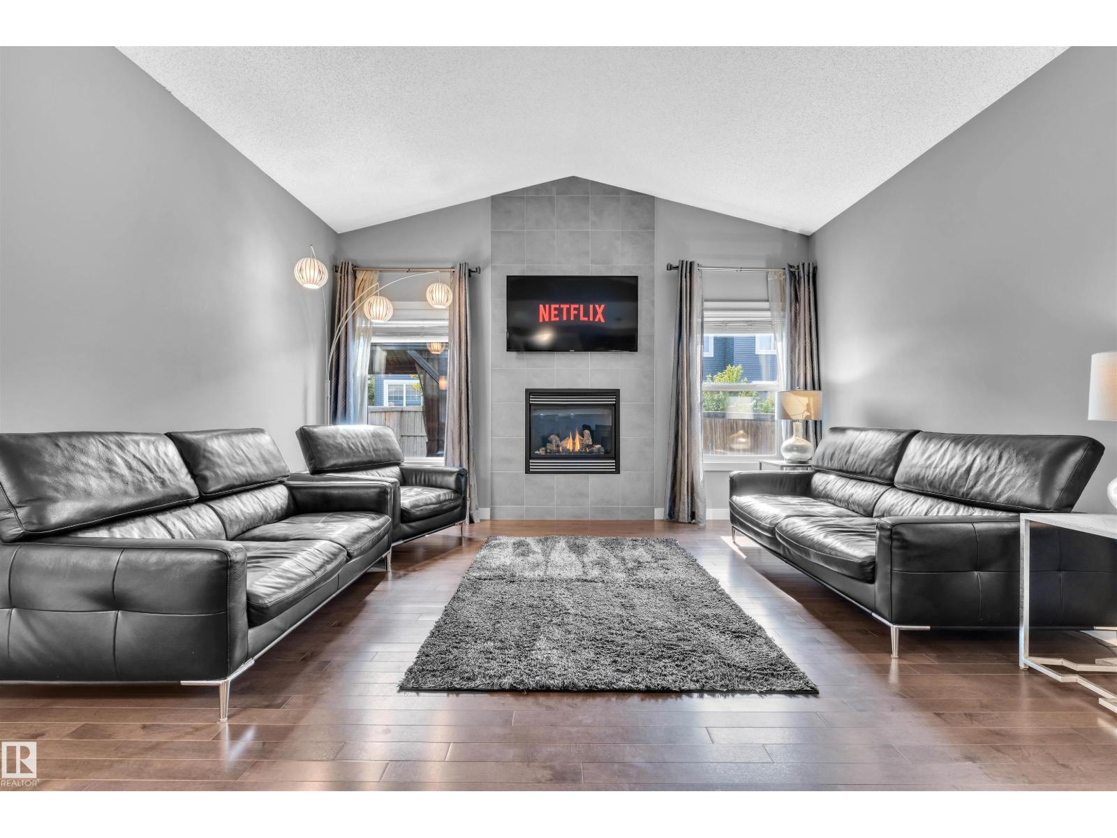 8108 217 ST NW, Edmonton