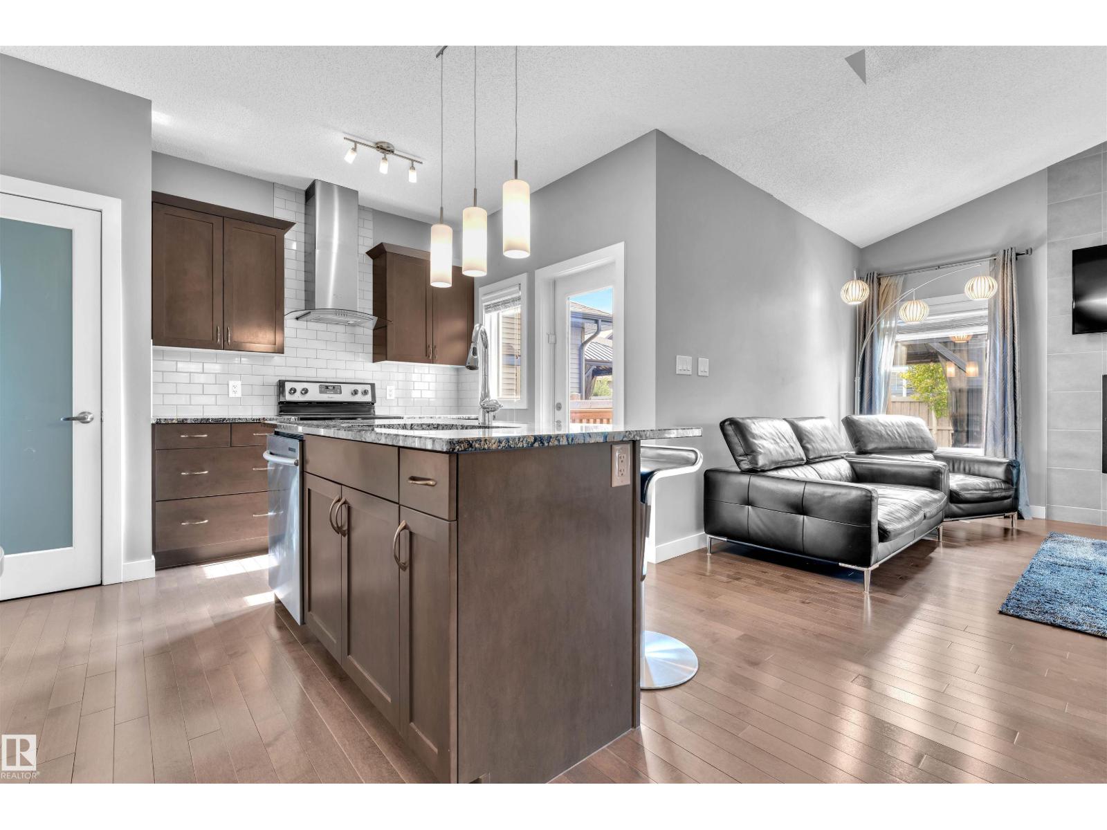 8108 217 ST NW - 7