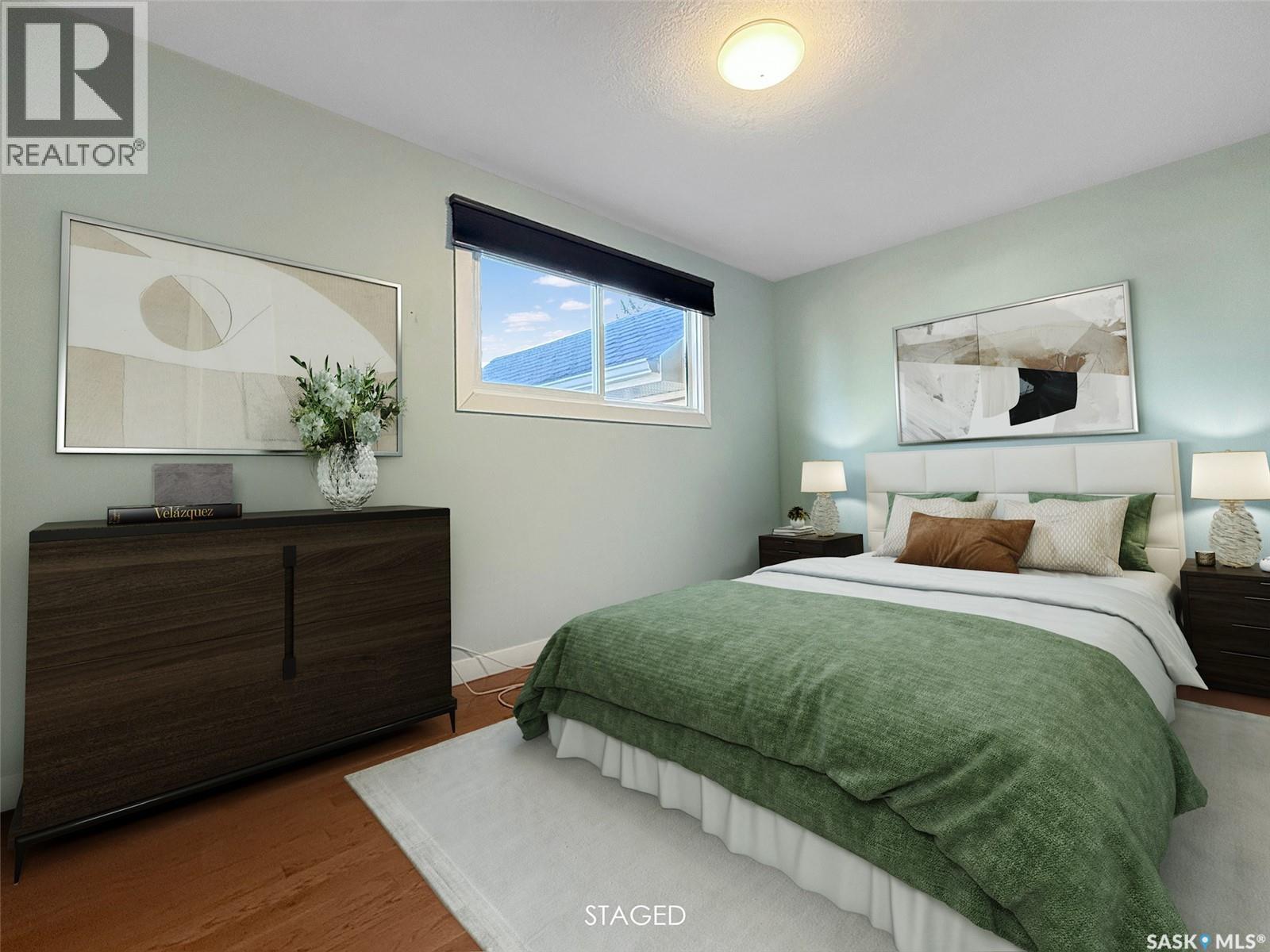 210 Clinton PLACE - 11