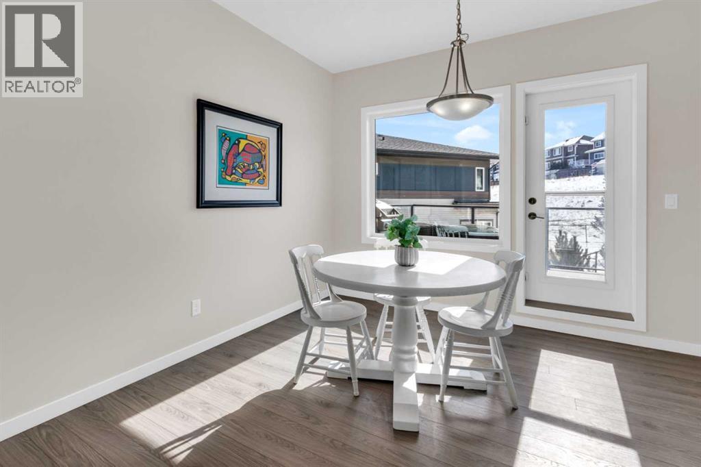 501 River Heights Drive, Cochrane