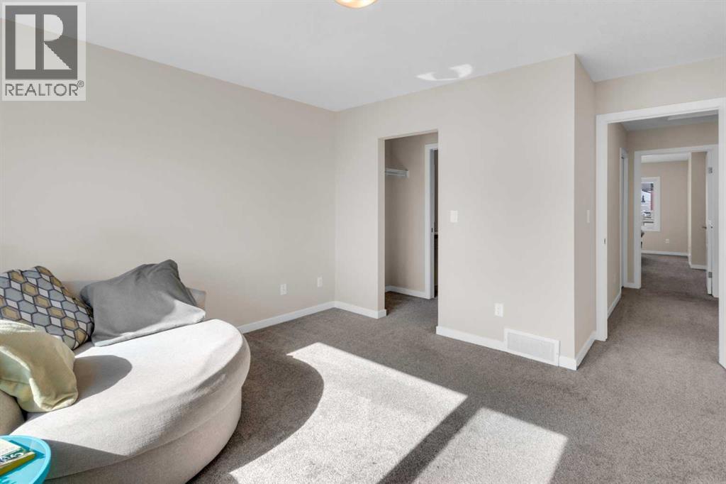 501 River Heights Drive, Cochrane