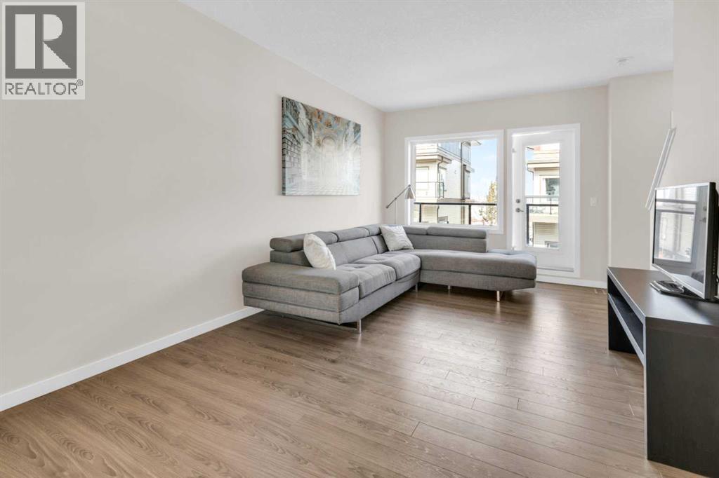 501 River Heights Drive, Cochrane