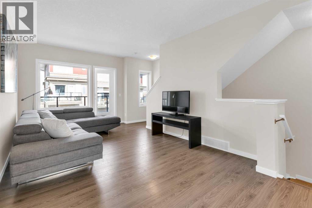 501 River Heights Drive, Cochrane