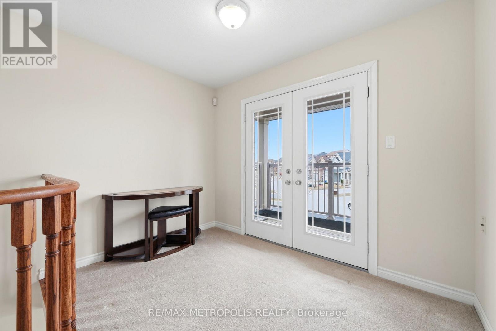 24 BAMBURG STREET - 20