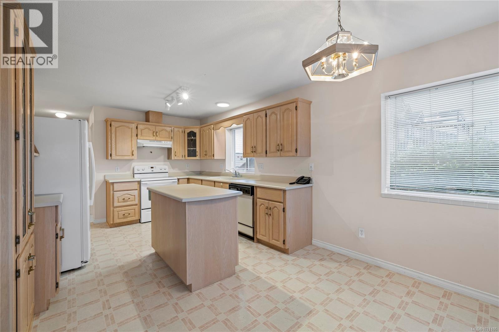 6166 WATERBURY RD - 6