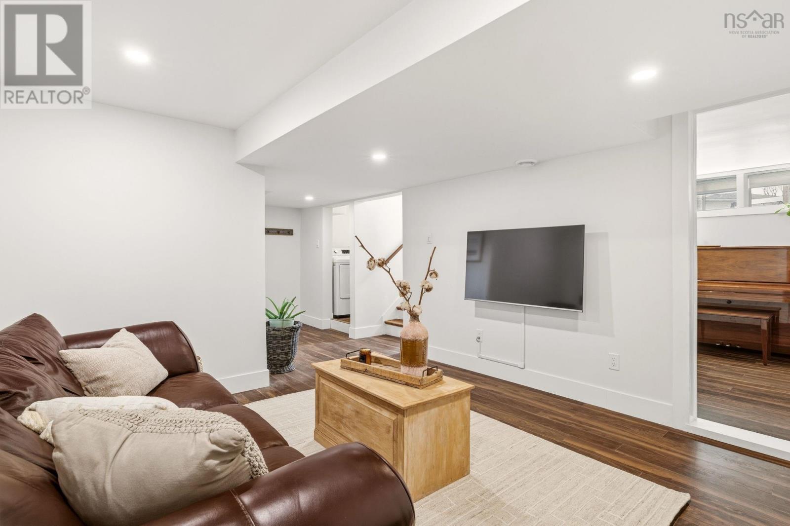 Property 22 of 31 of 34 Grimes Avenue