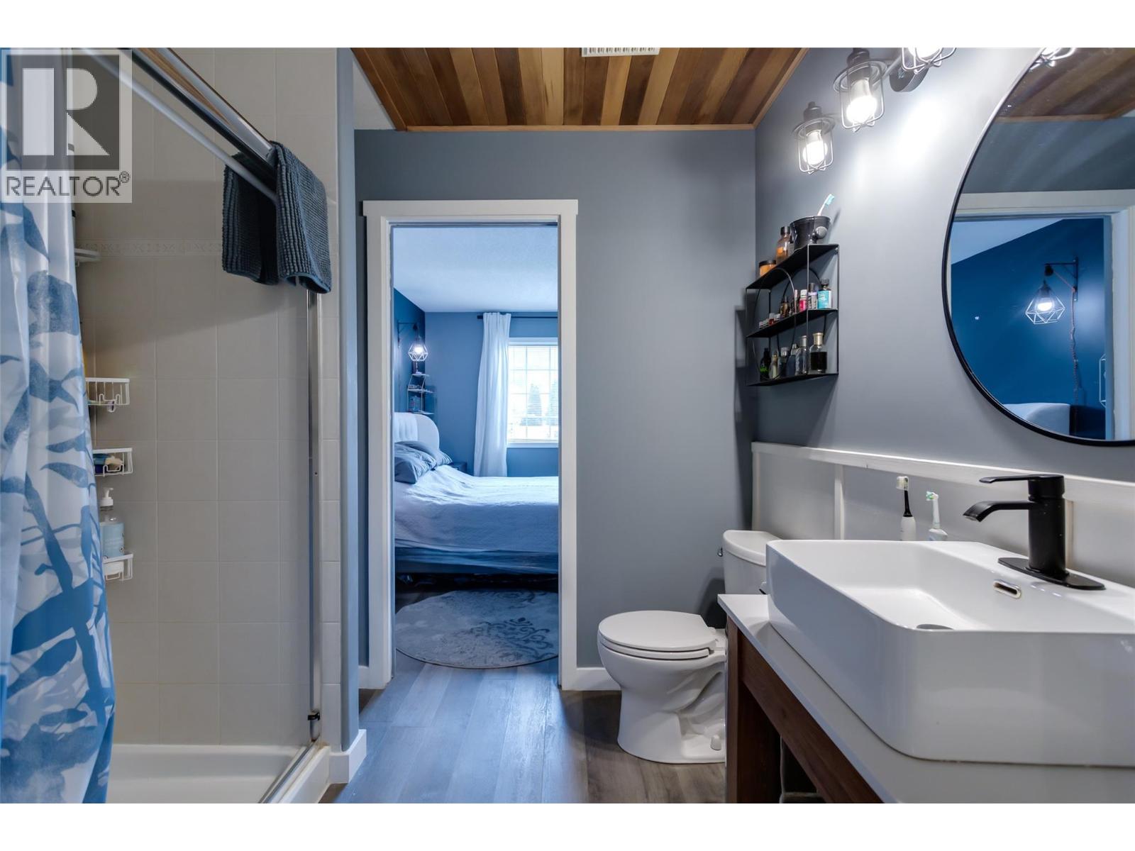 5 527 Yates Road, Kelowna