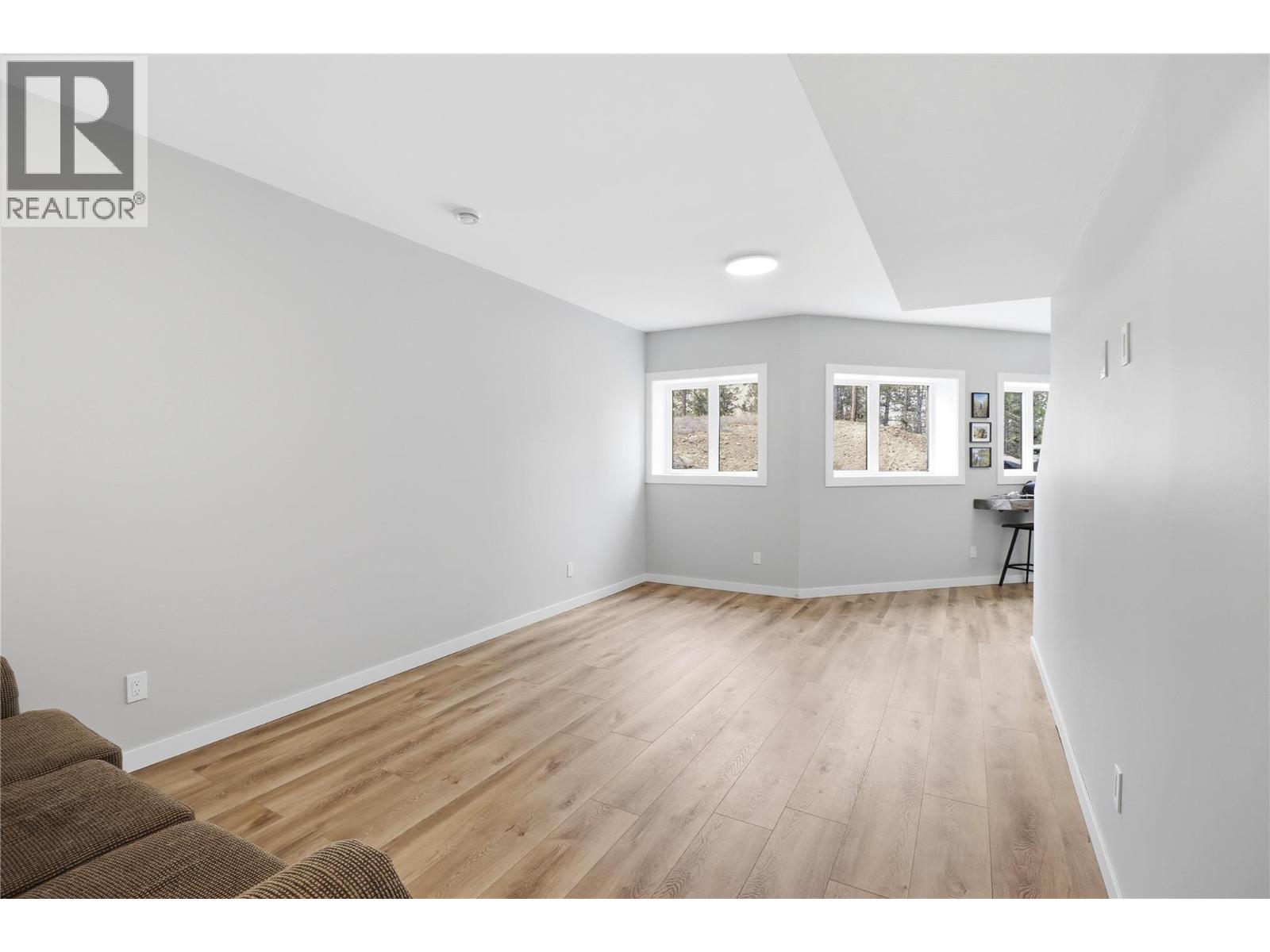  136 PURCELL Place, Cranbrook