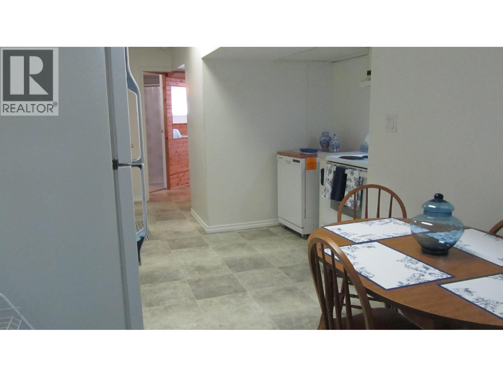 4827 KITWANGA DRIVE - 22