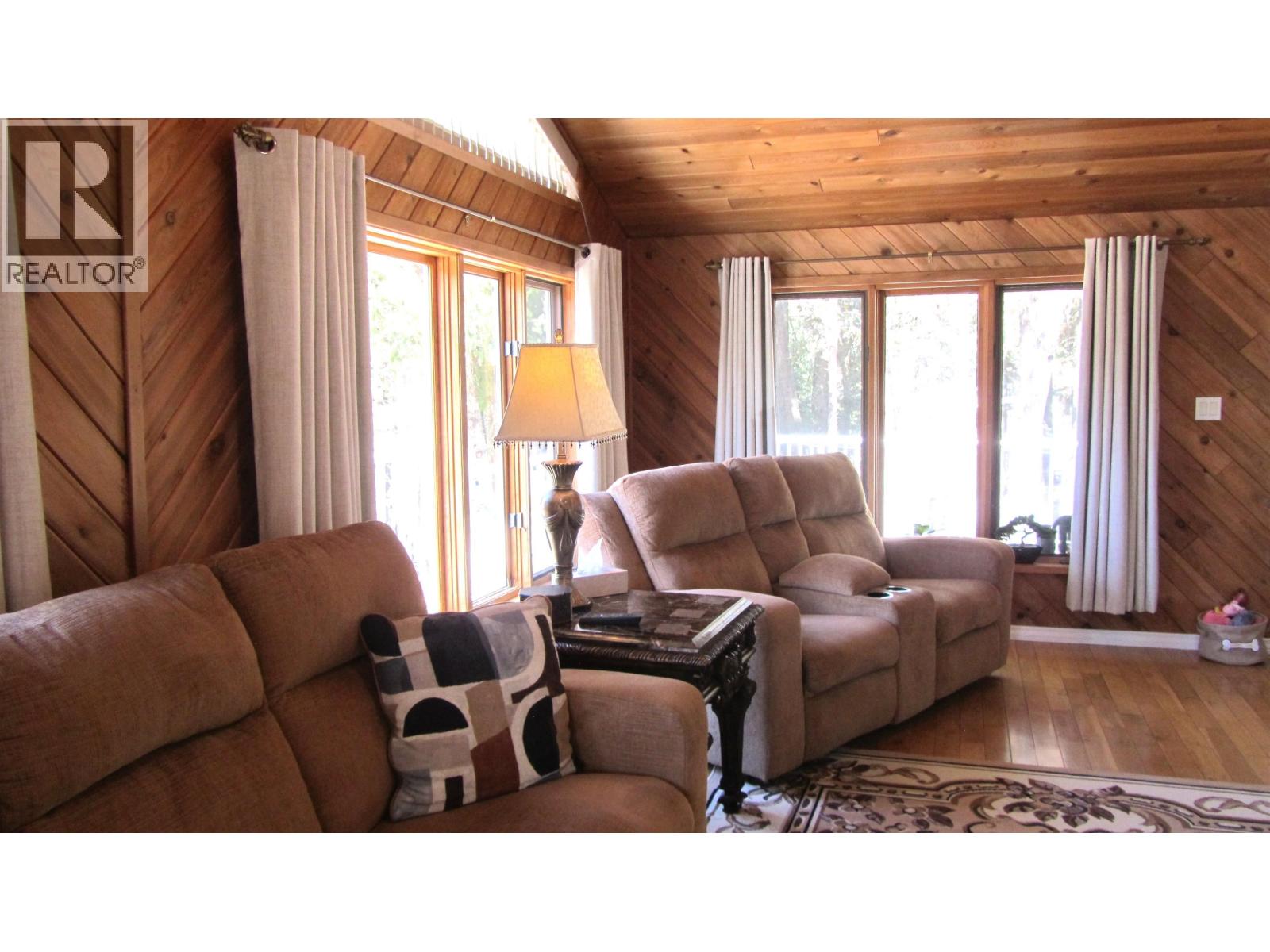 4827 KITWANGA DRIVE - 9