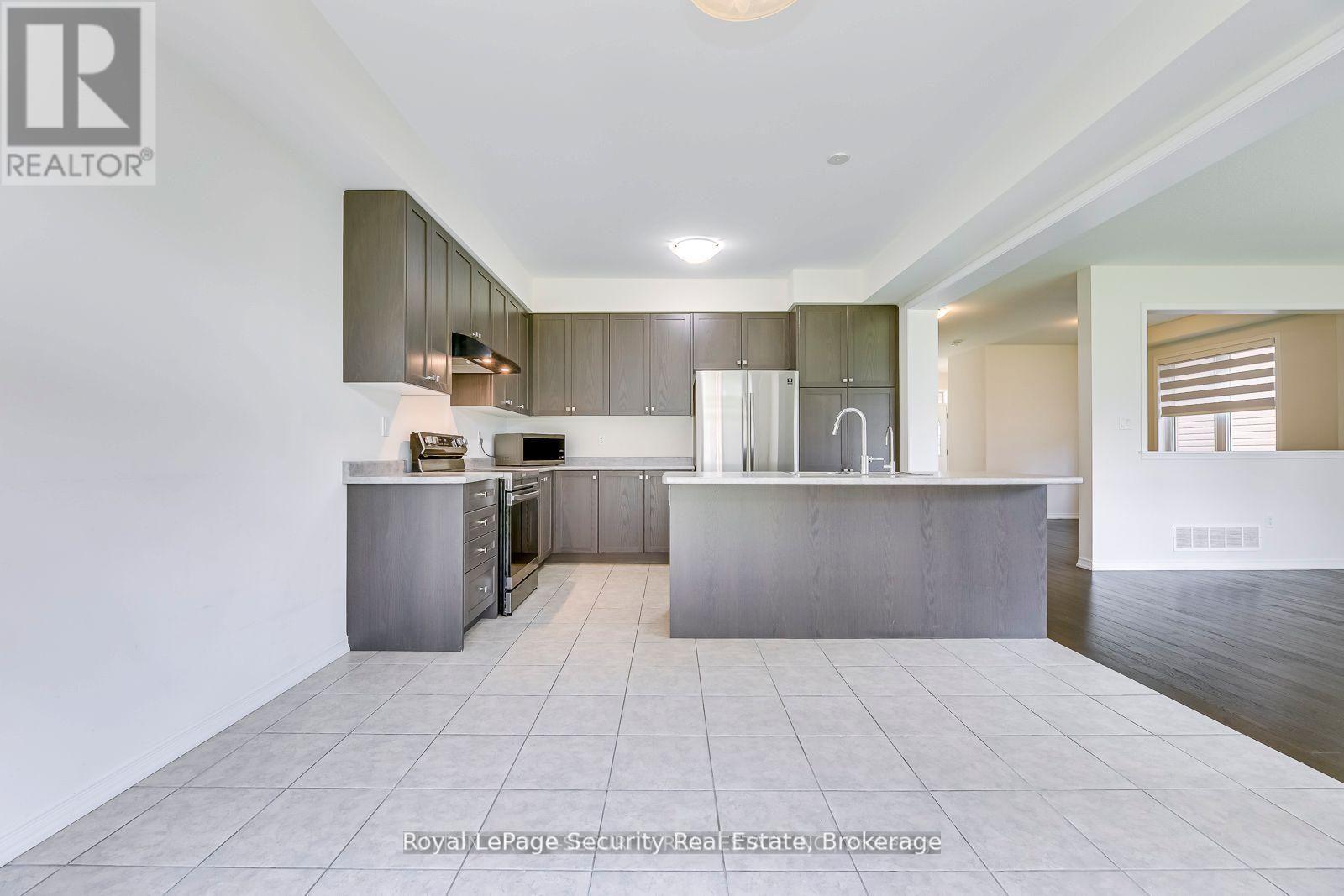 30 WITTEVEEN DRIVE - 20