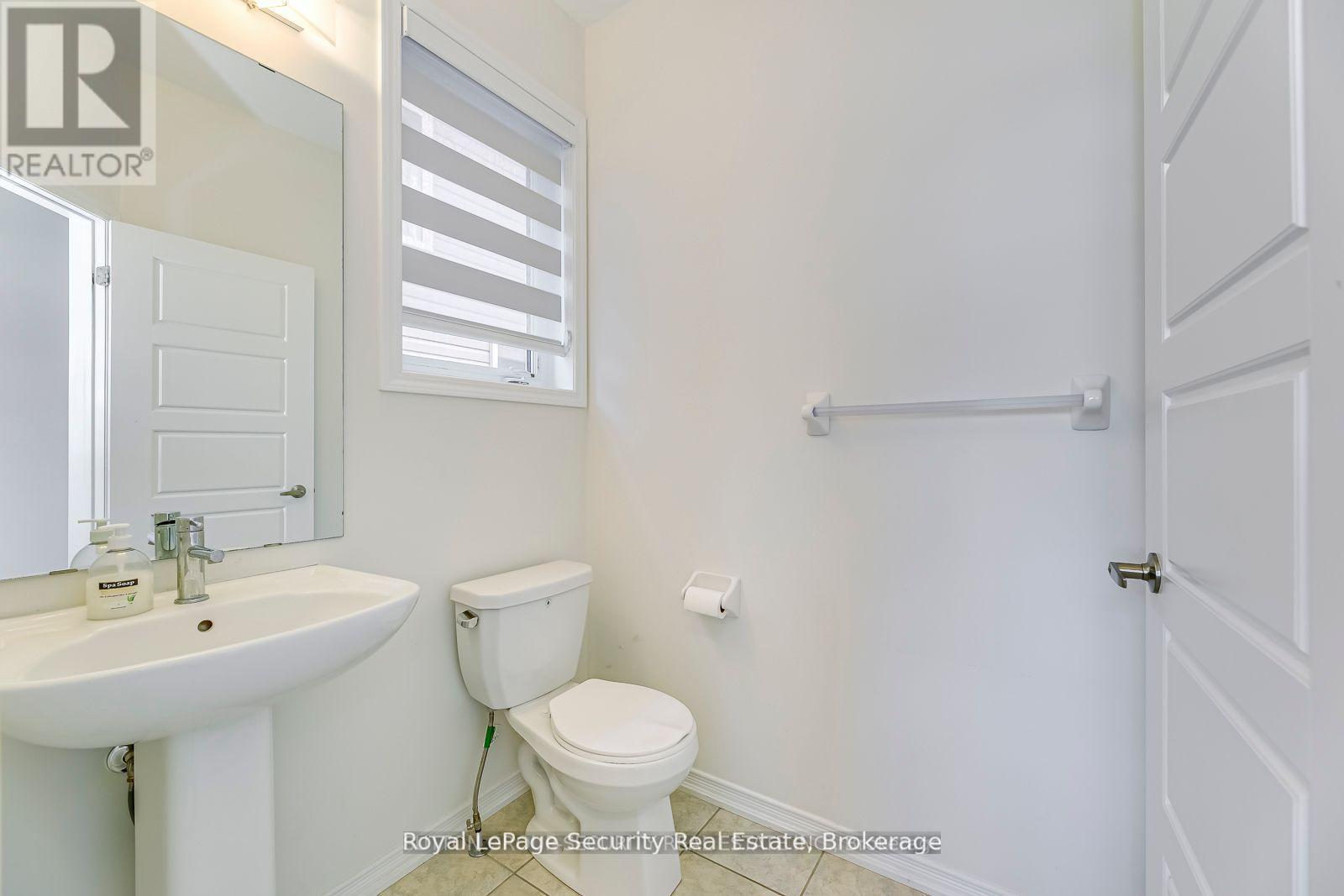 30 WITTEVEEN DRIVE - 21