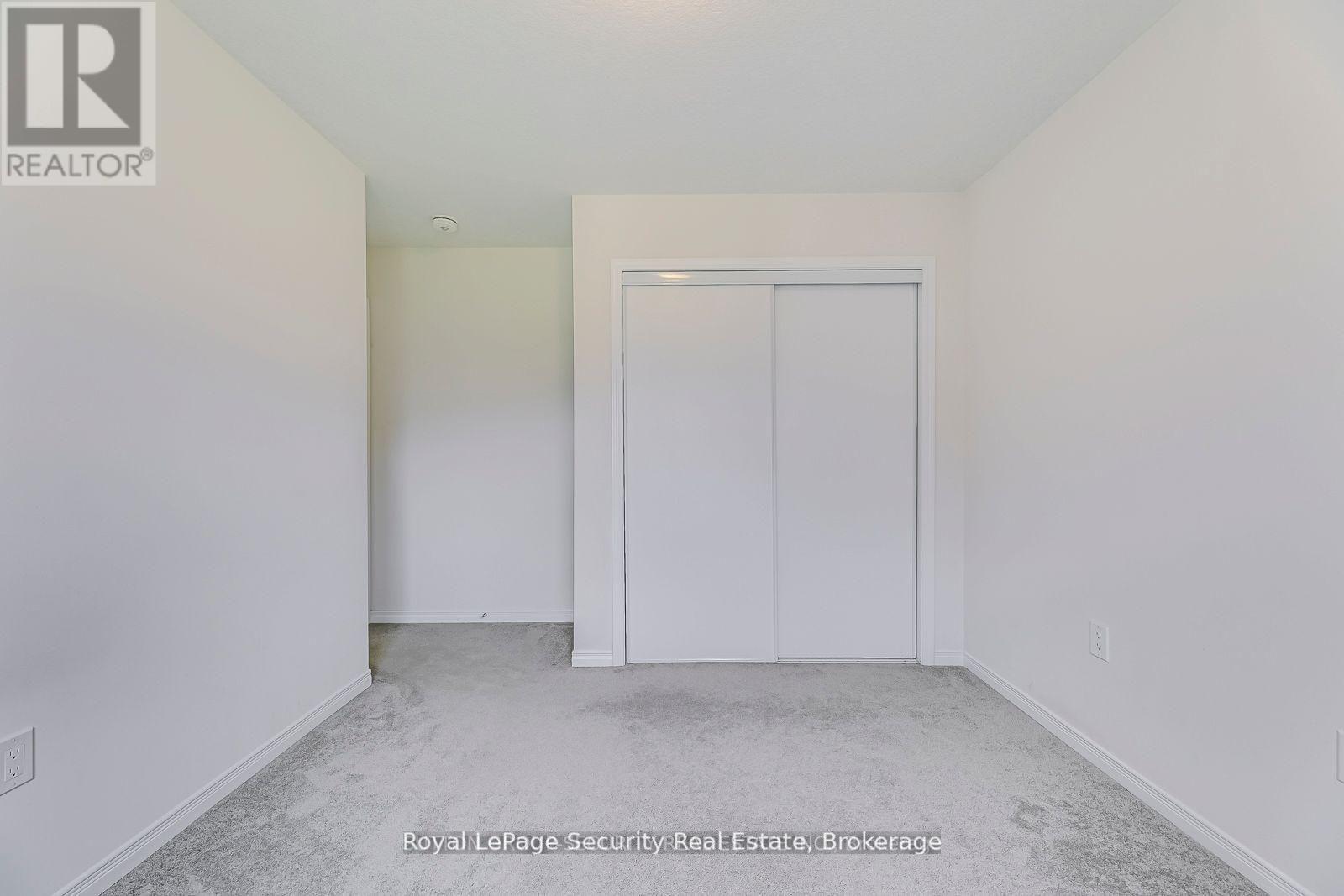 30 WITTEVEEN DRIVE - 31