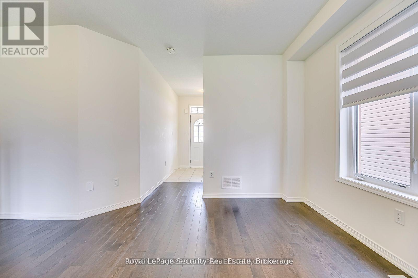 30 WITTEVEEN DRIVE - 7