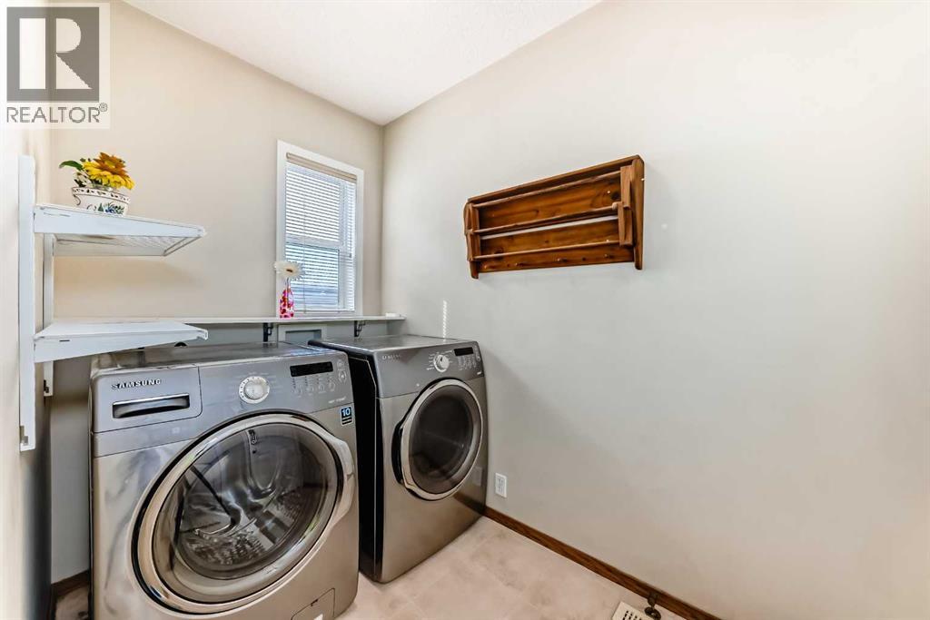 Single Family House for Sale in  Somerset Circle SW Somerset Calgary 