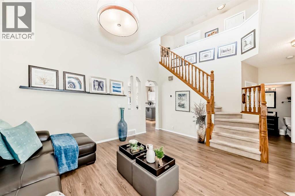 Single Family House for Sale in  Somerset Circle SW Somerset Calgary 