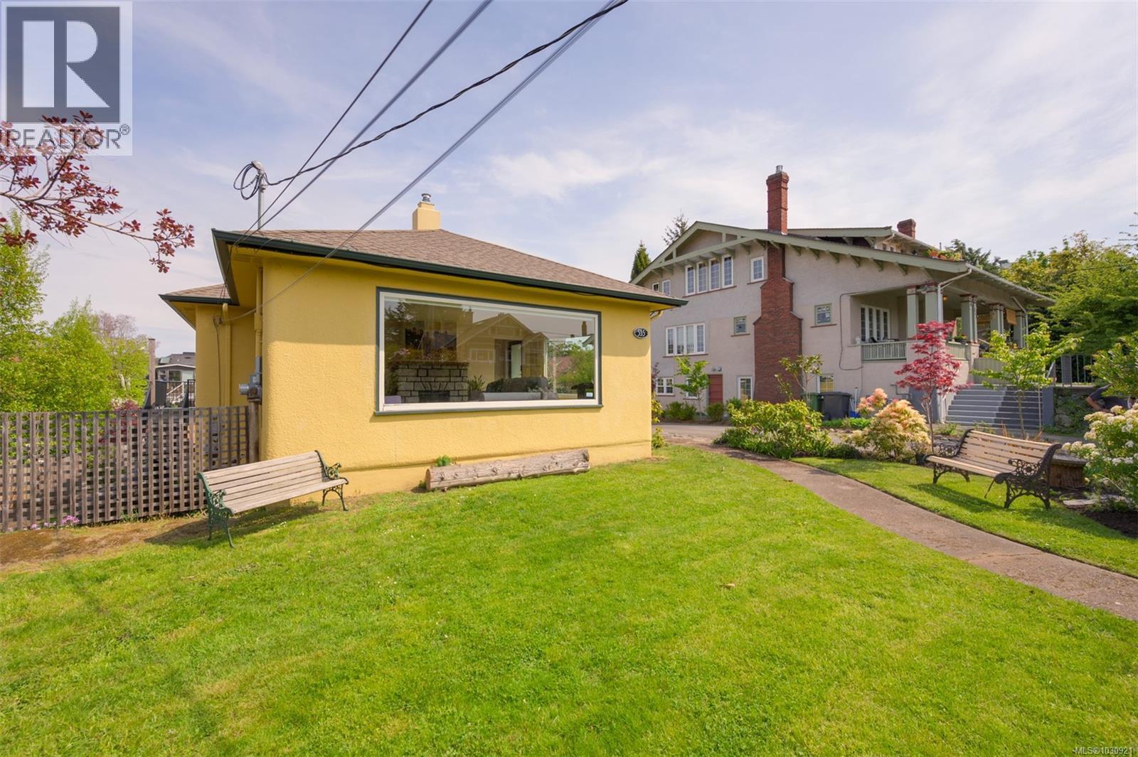  535 Linden Avenue, Victoria