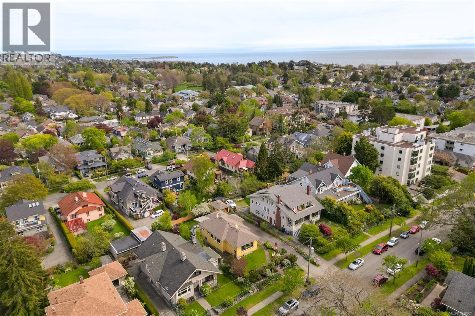  535 Linden Avenue, Victoria