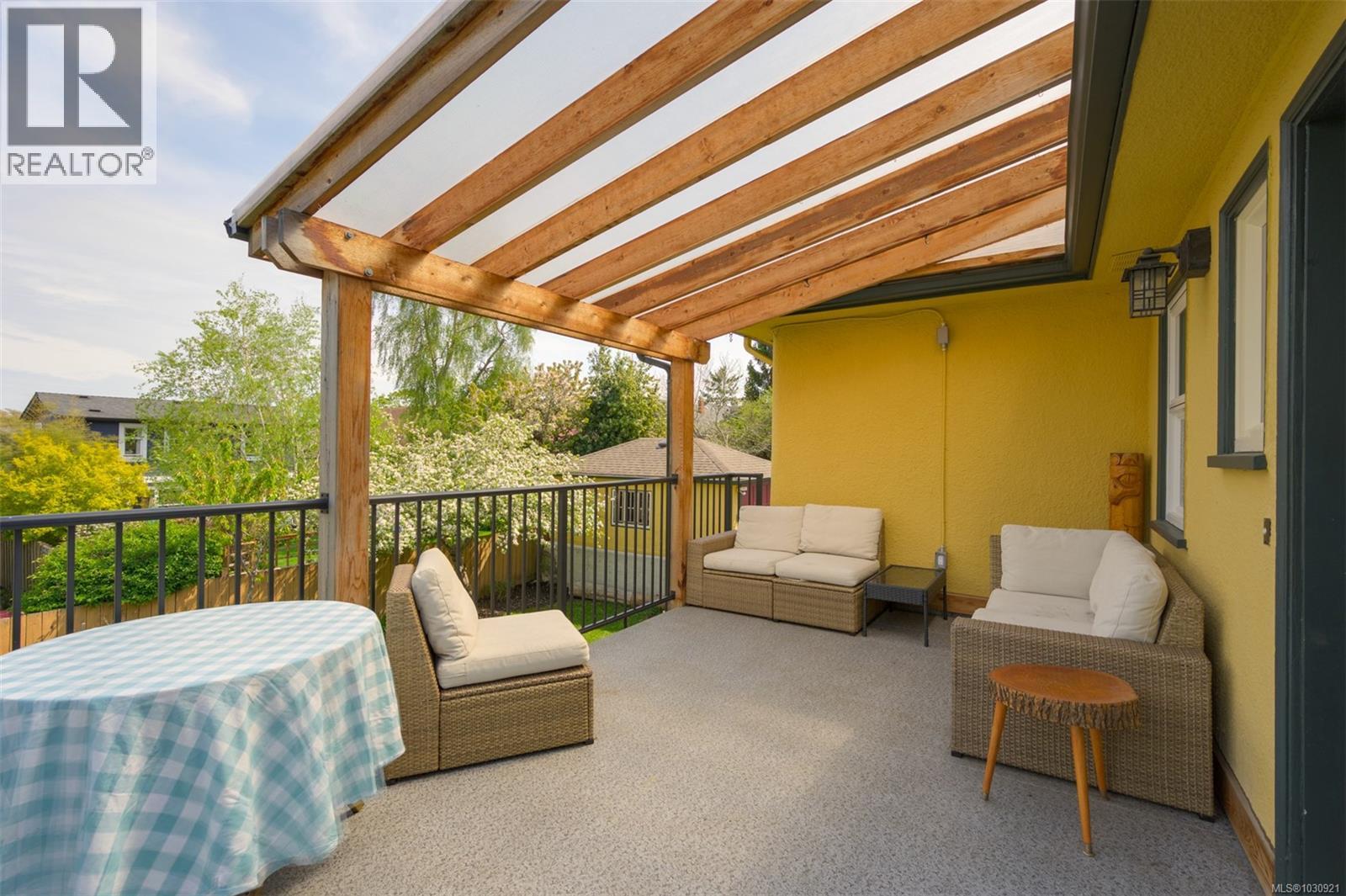  535 Linden Avenue, Victoria