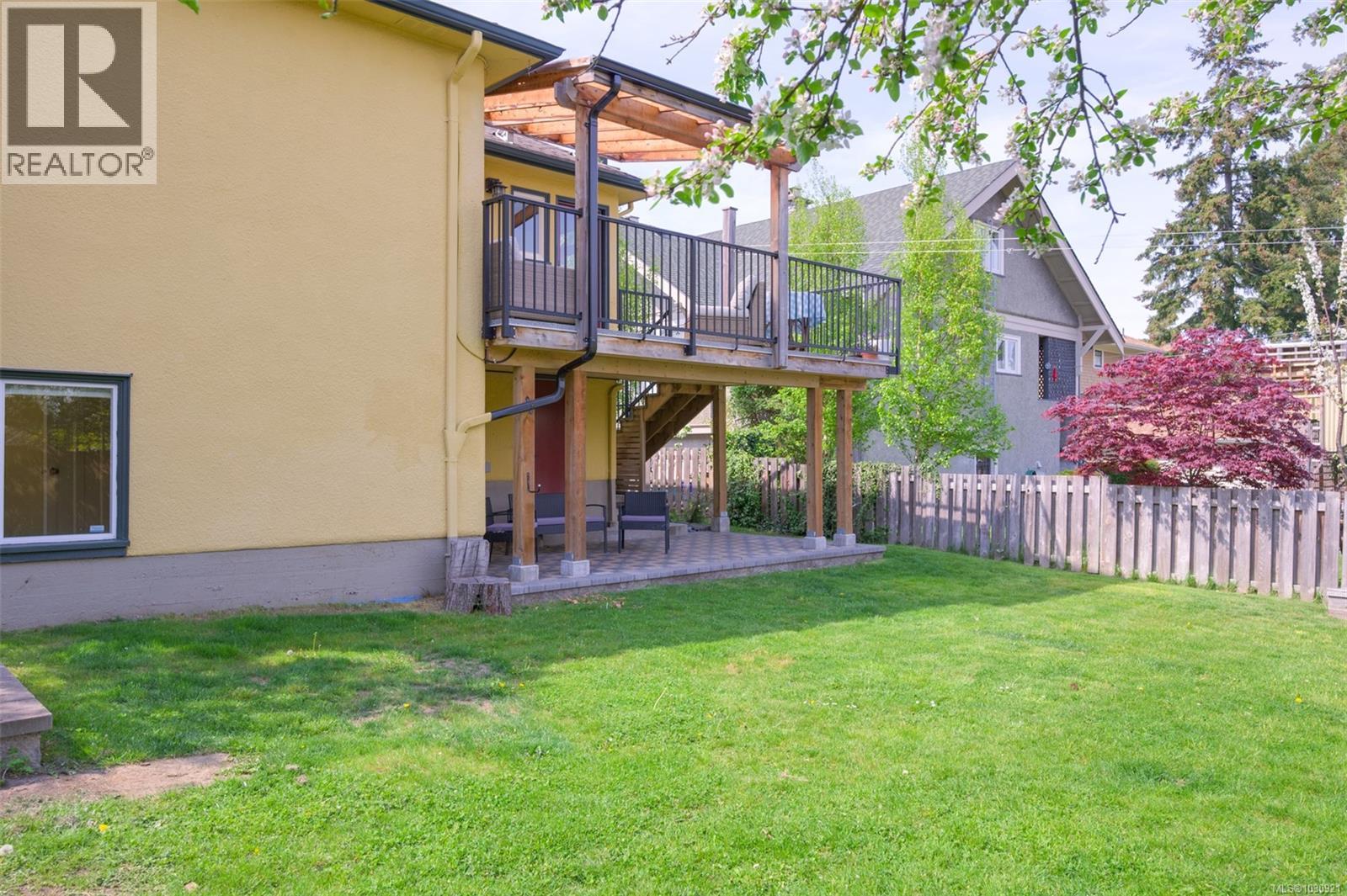  535 Linden Avenue, Victoria