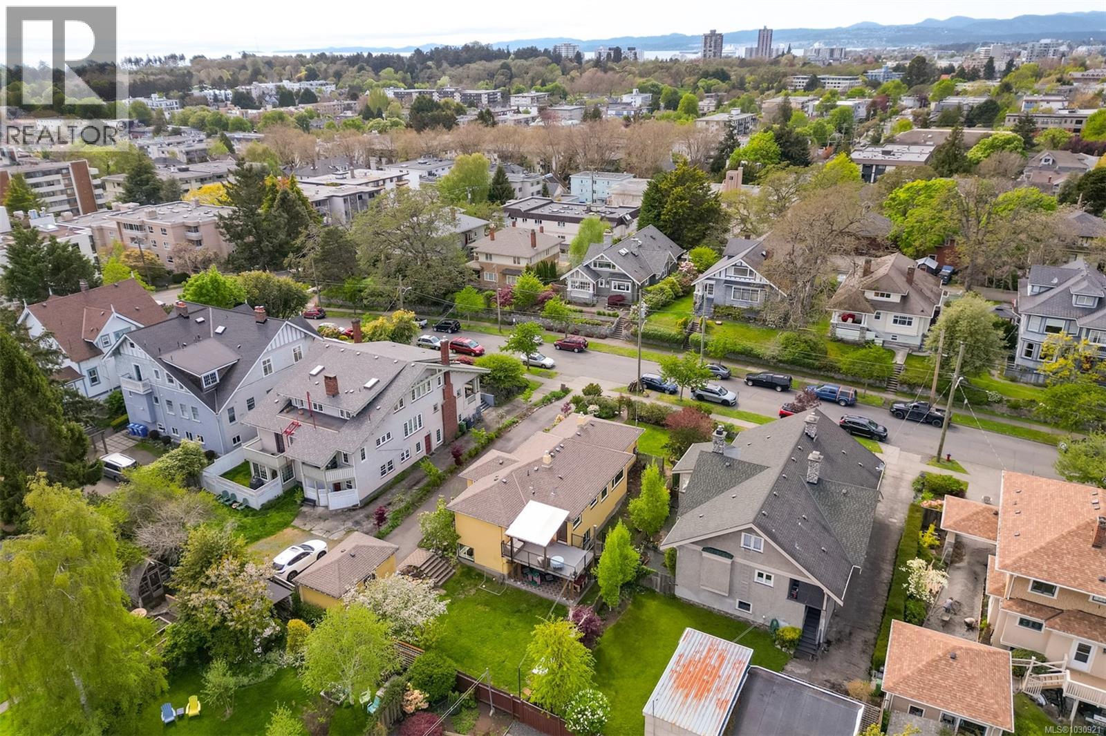  535 Linden Avenue, Victoria