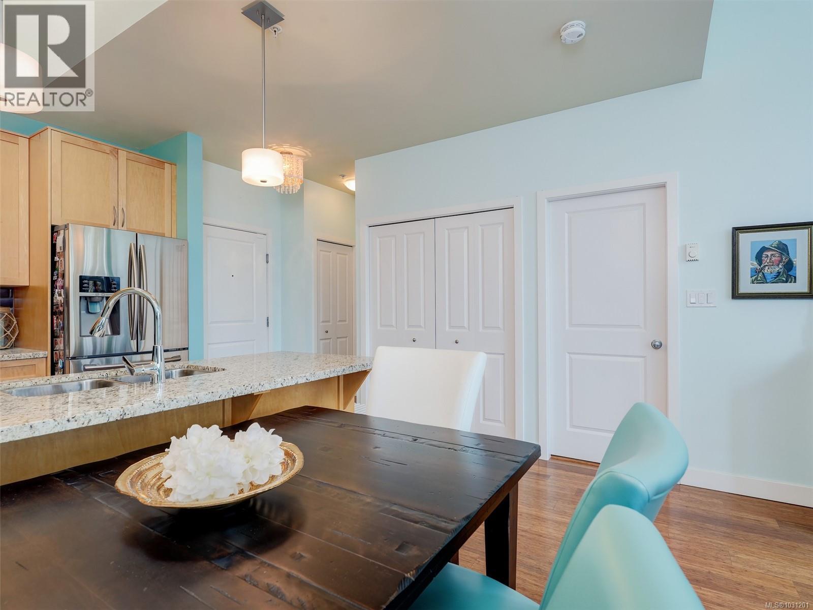 408 611 Goldstream Ave, Langford