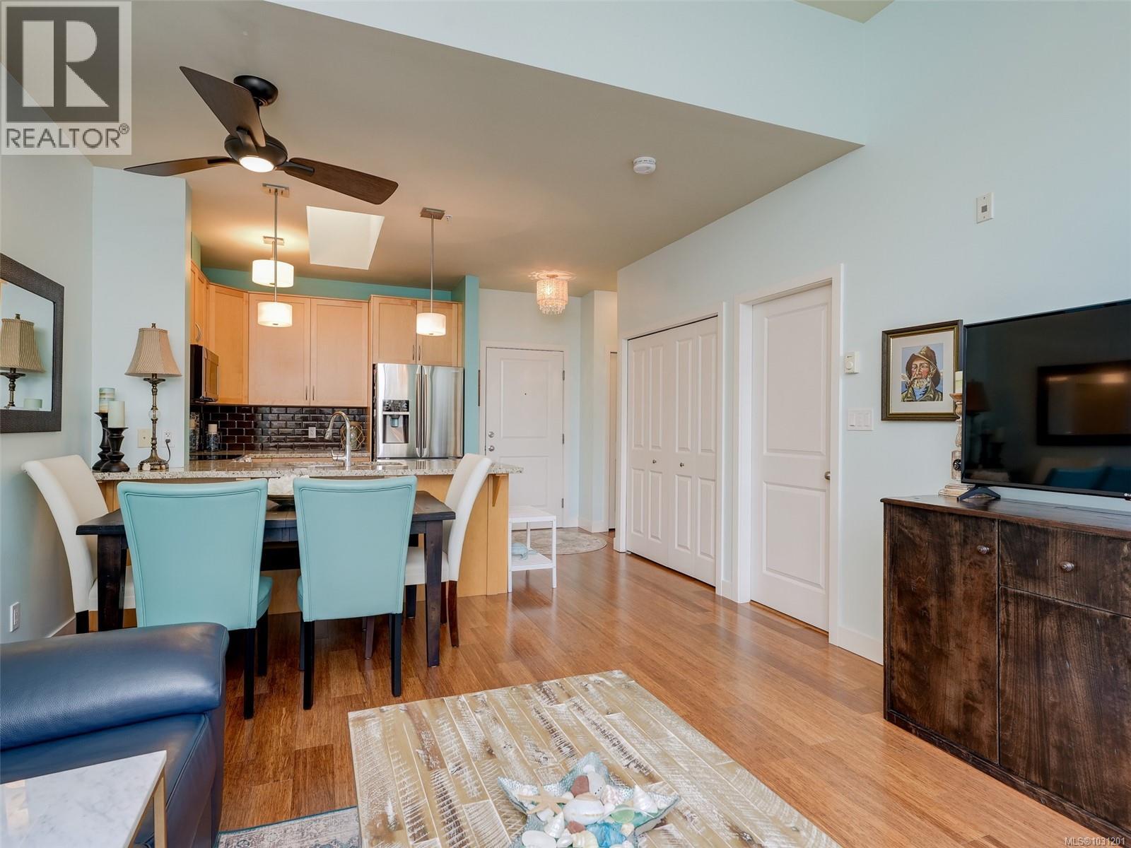 408 611 Goldstream Ave, Langford