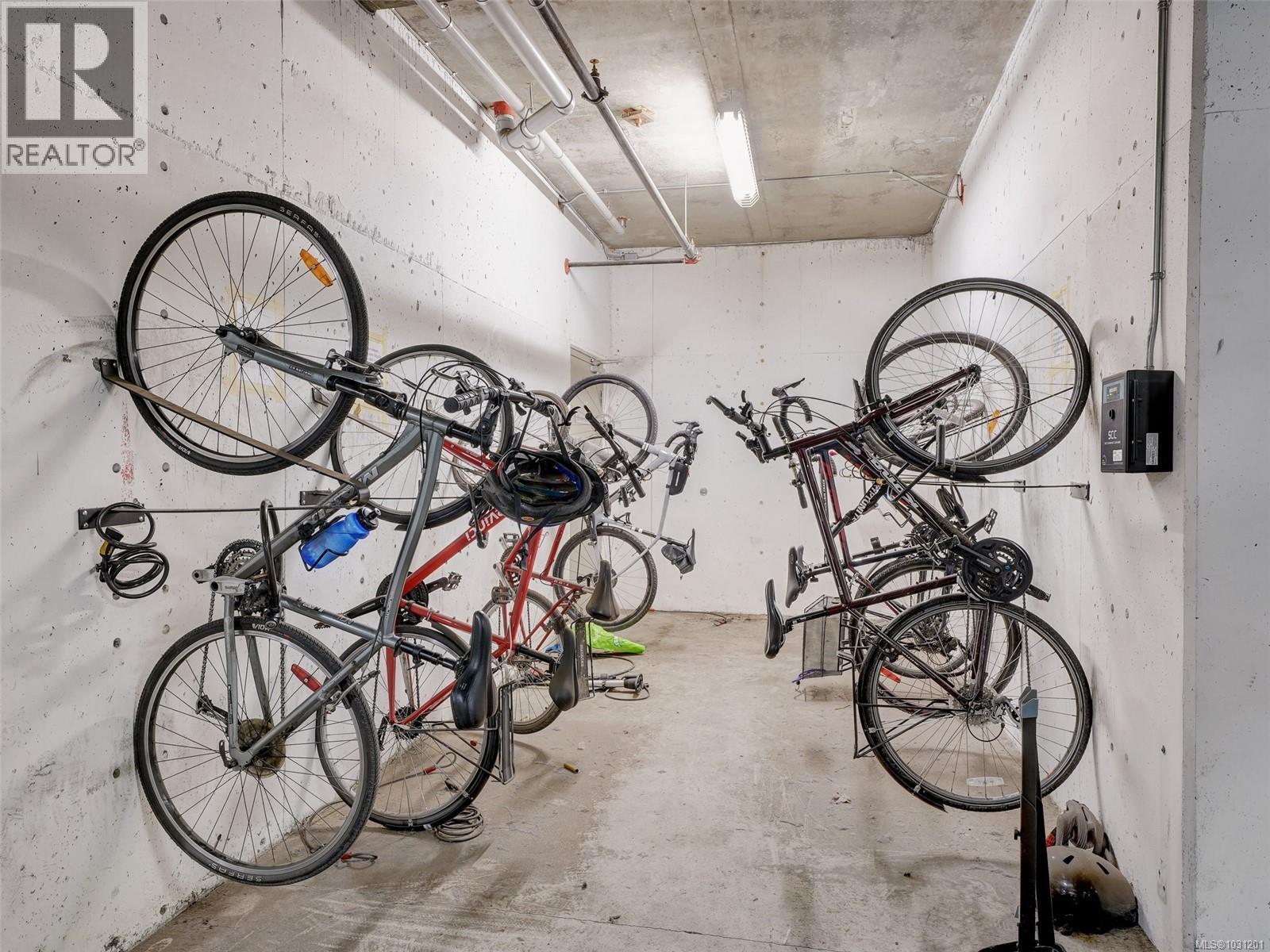 408 611 Goldstream Ave, Langford