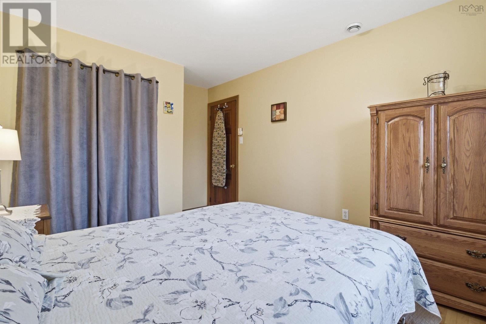 Property 22 of 41 of 9 Amberwood Court