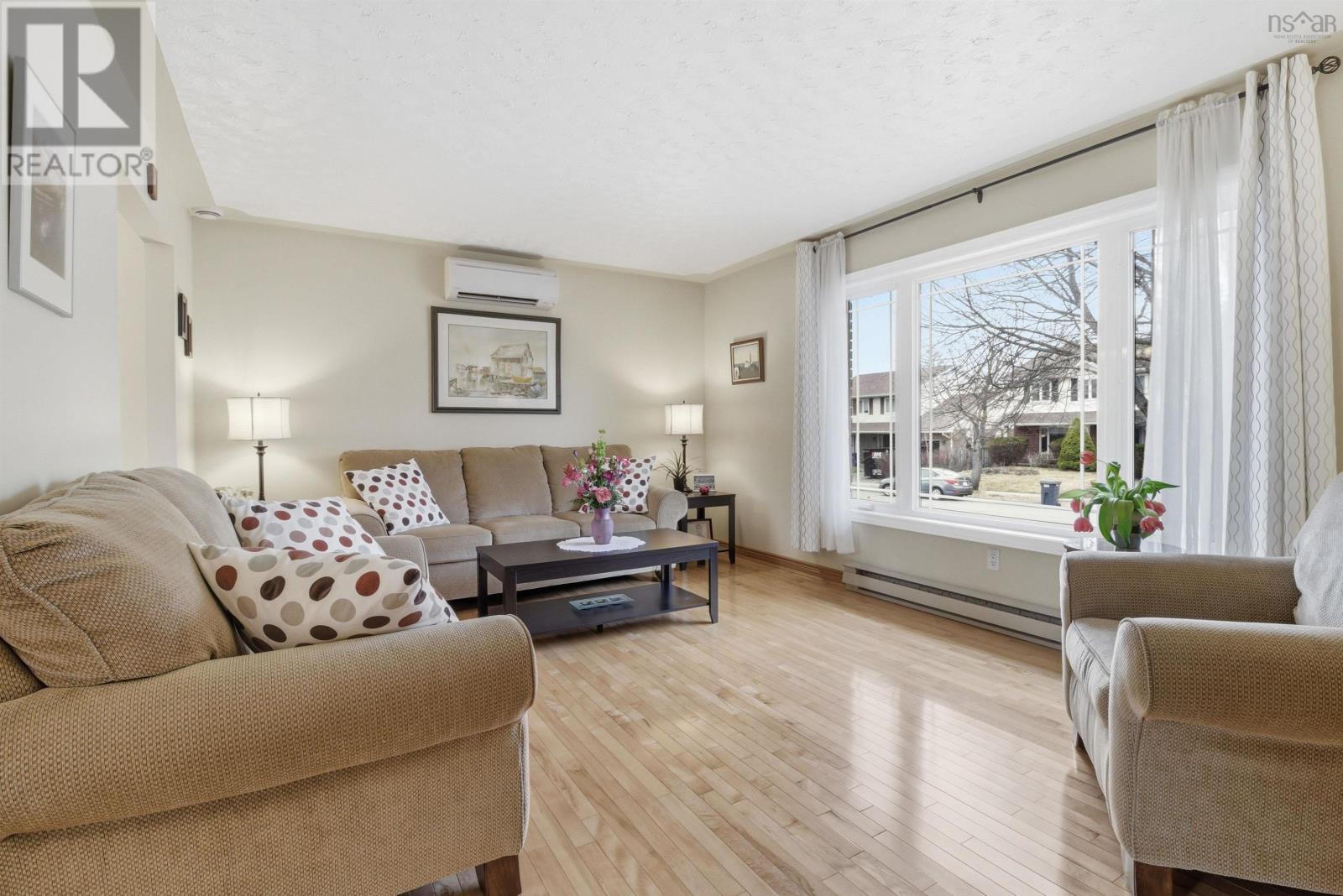 Property 6 of 41 of 9 Amberwood Court