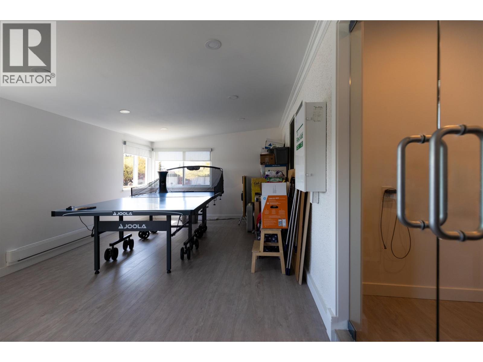 7250-52 NELSON AVENUE, Burnaby