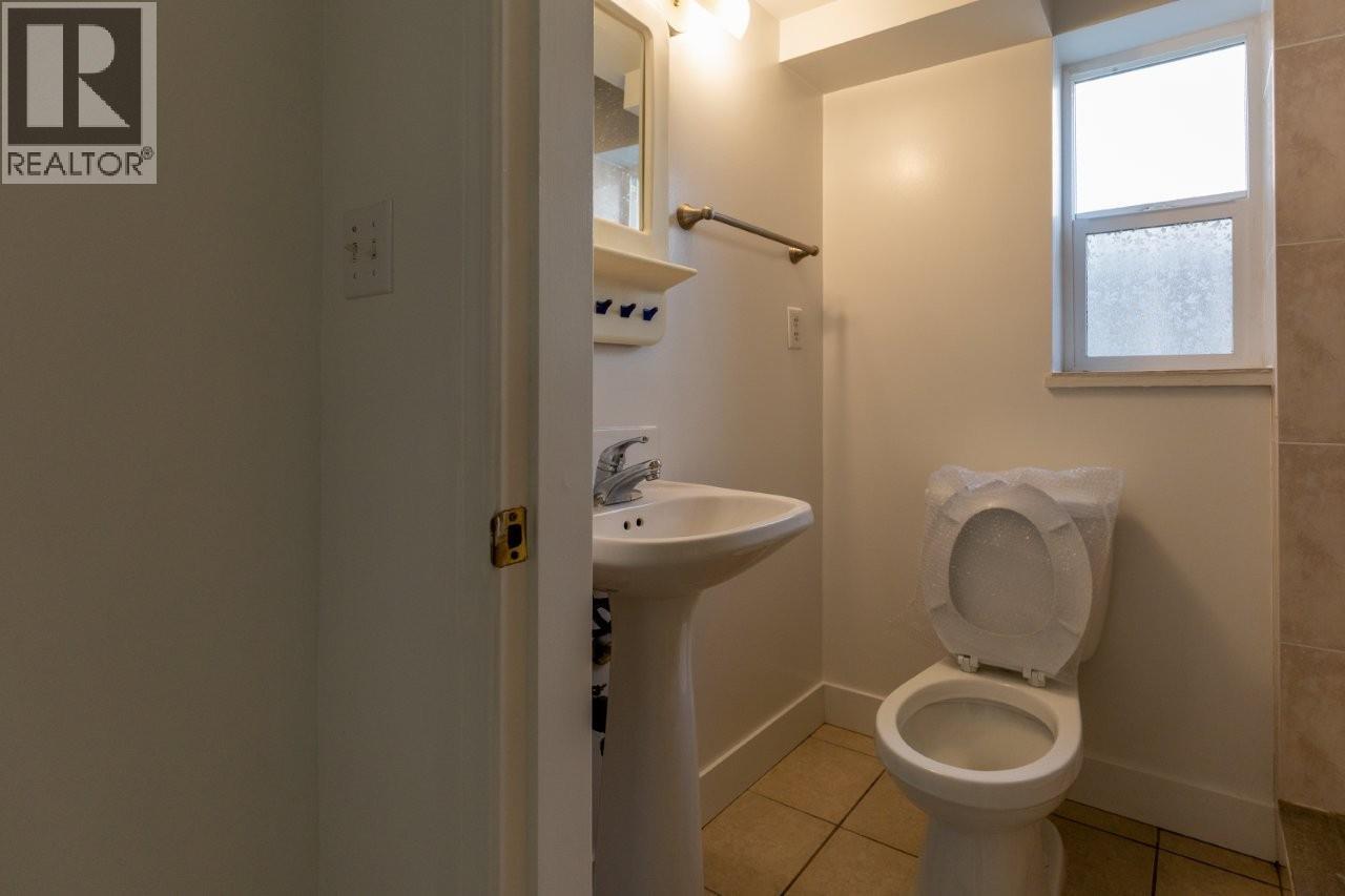 7250-52 NELSON AVENUE, Burnaby