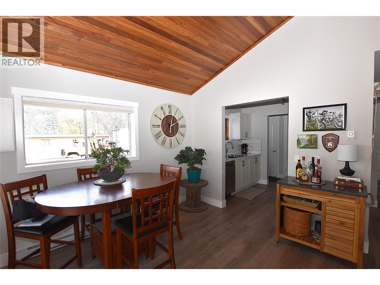 191 Falcon Avenue, Vernon