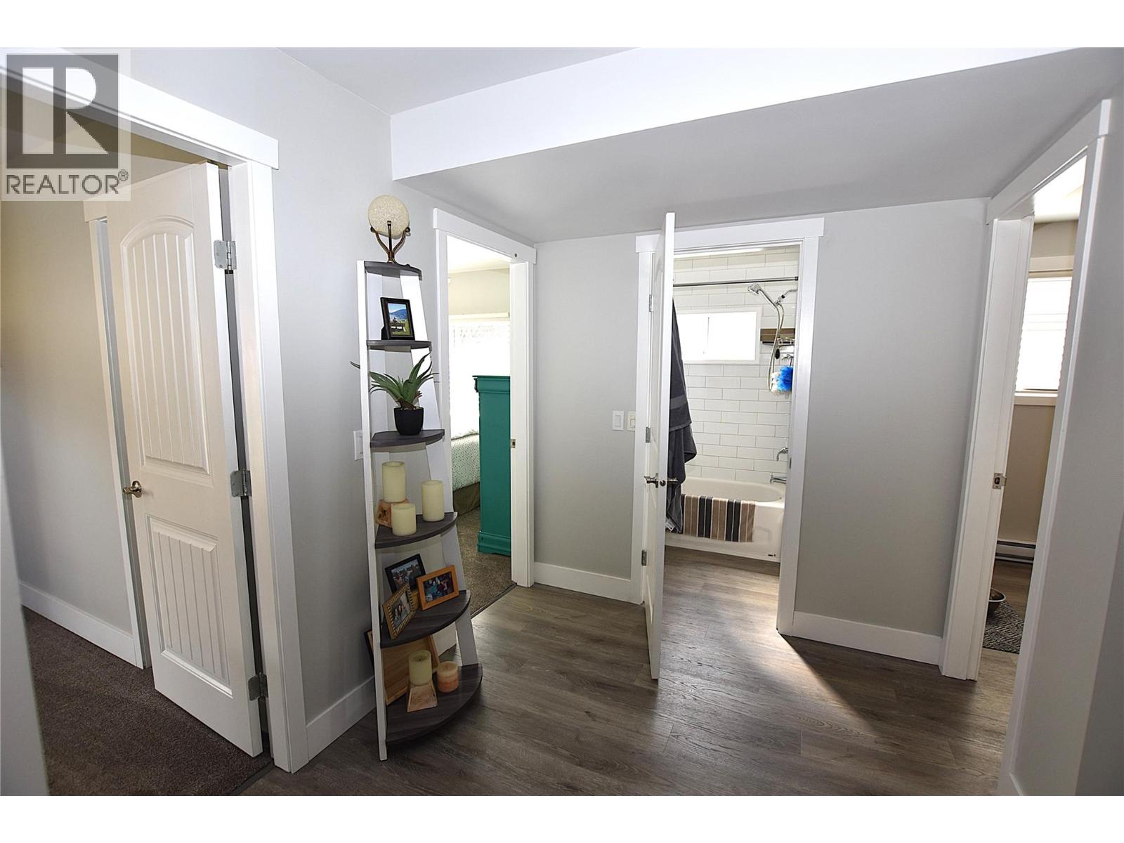 191 Falcon Avenue, Vernon