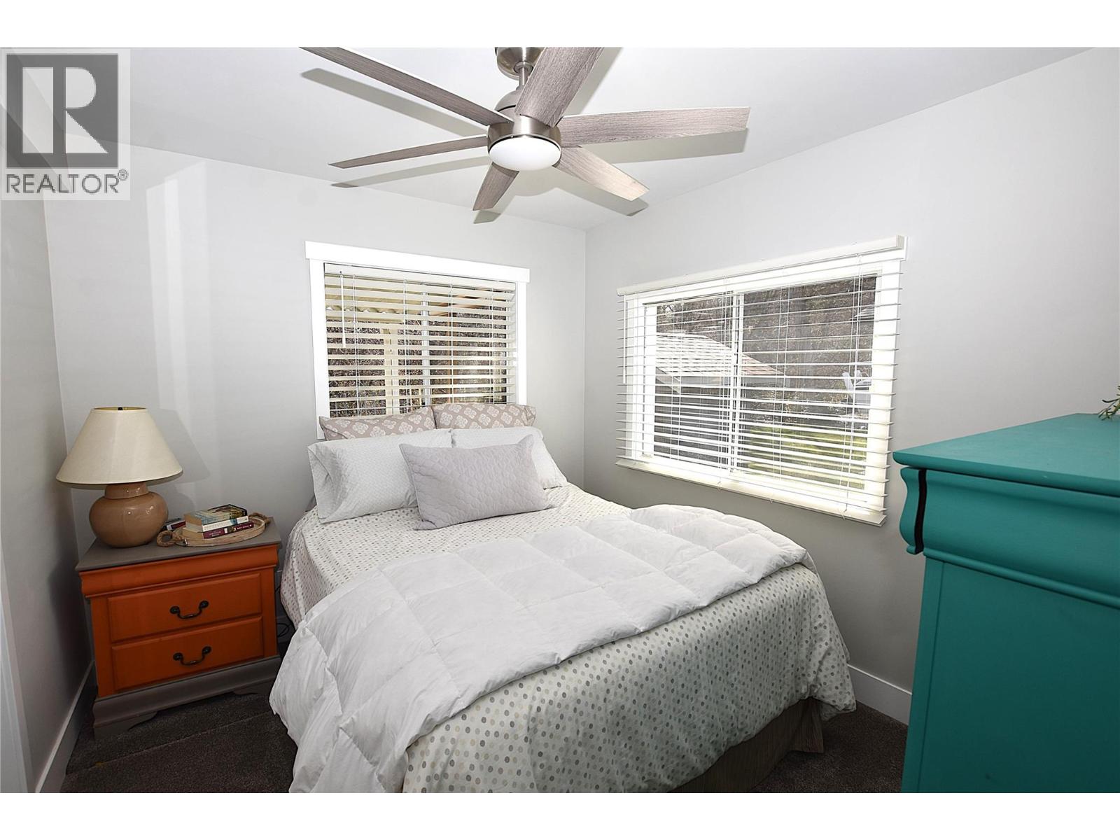 191 Falcon Avenue - 25
