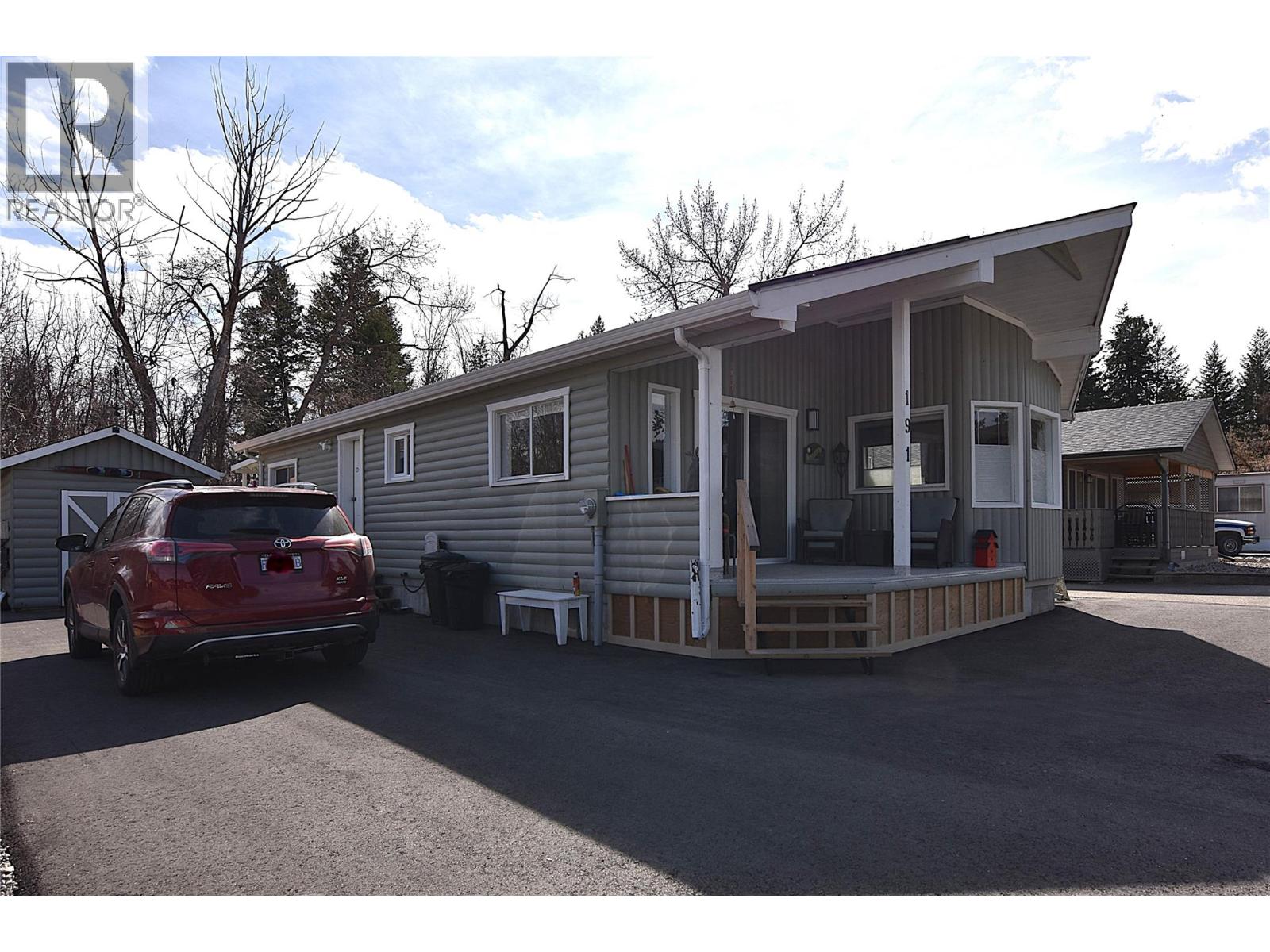 191 Falcon Avenue, Vernon