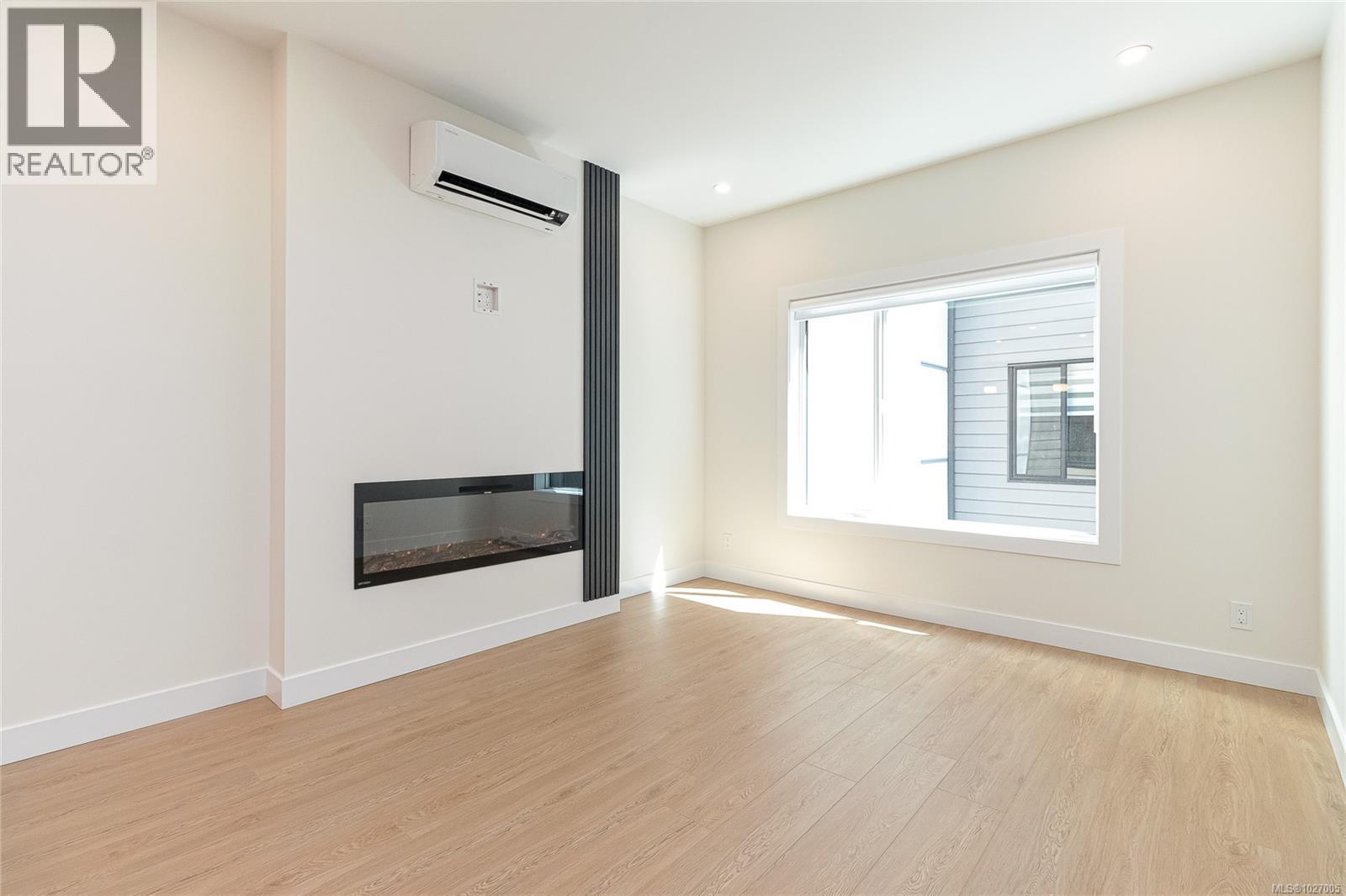 #304 924 JENKINS AVE - 4