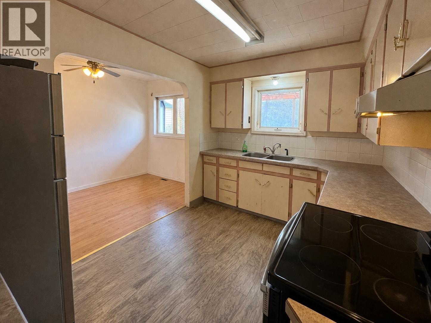 1175 N SECOND AVENUE - 3