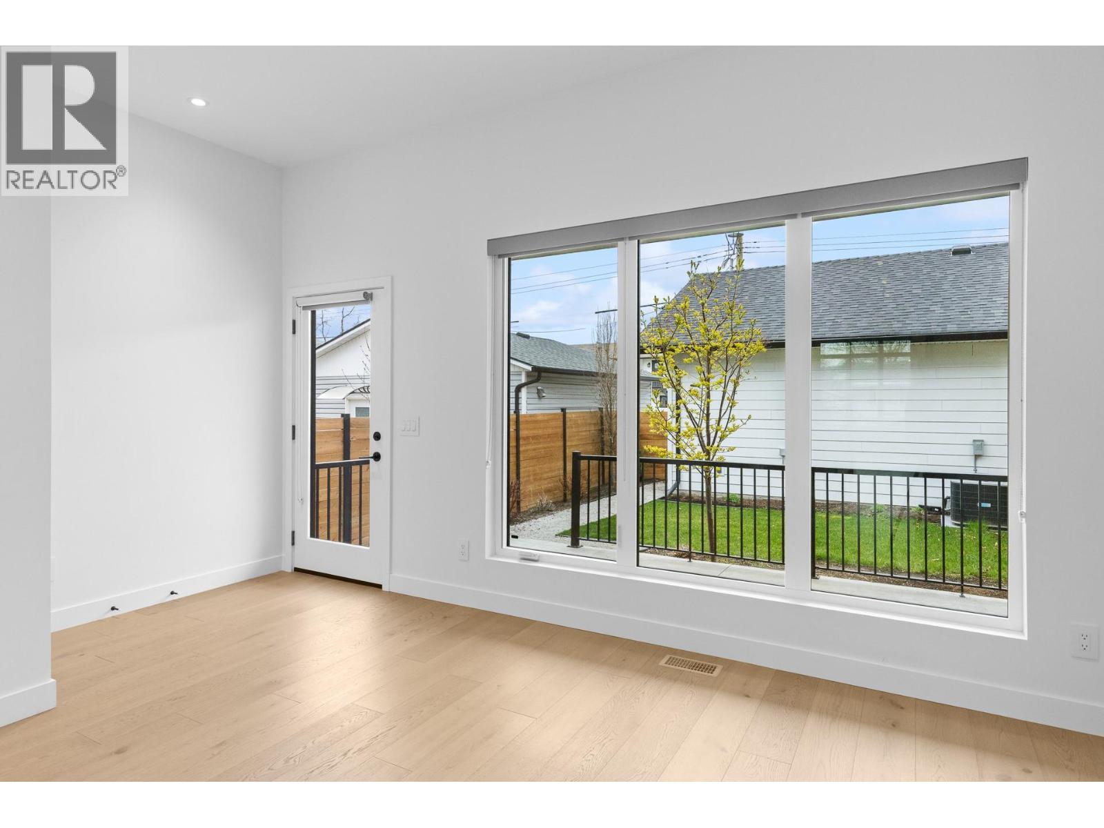  807 Francis Avenue, Kelowna