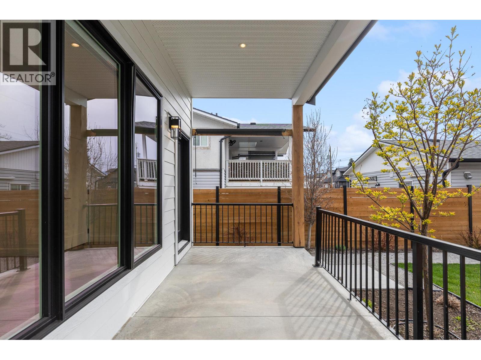  807 Francis Avenue, Kelowna