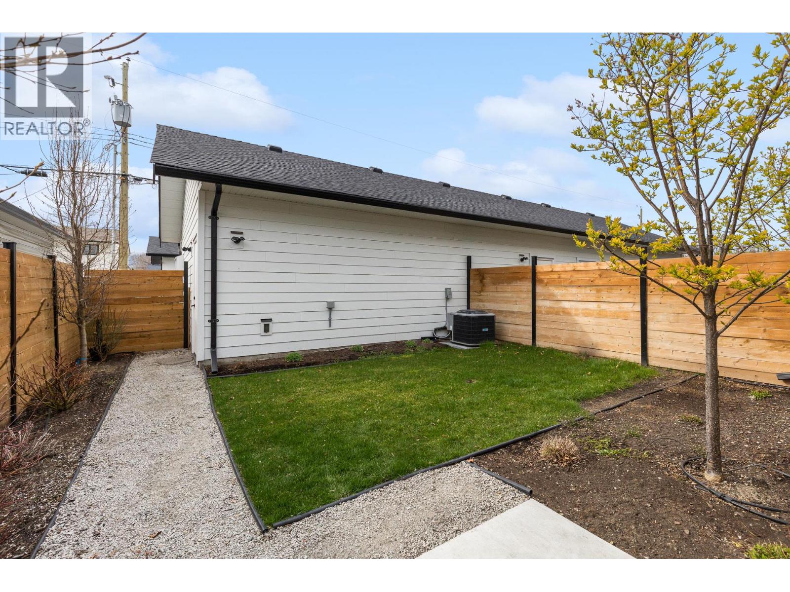  807 Francis Avenue, Kelowna