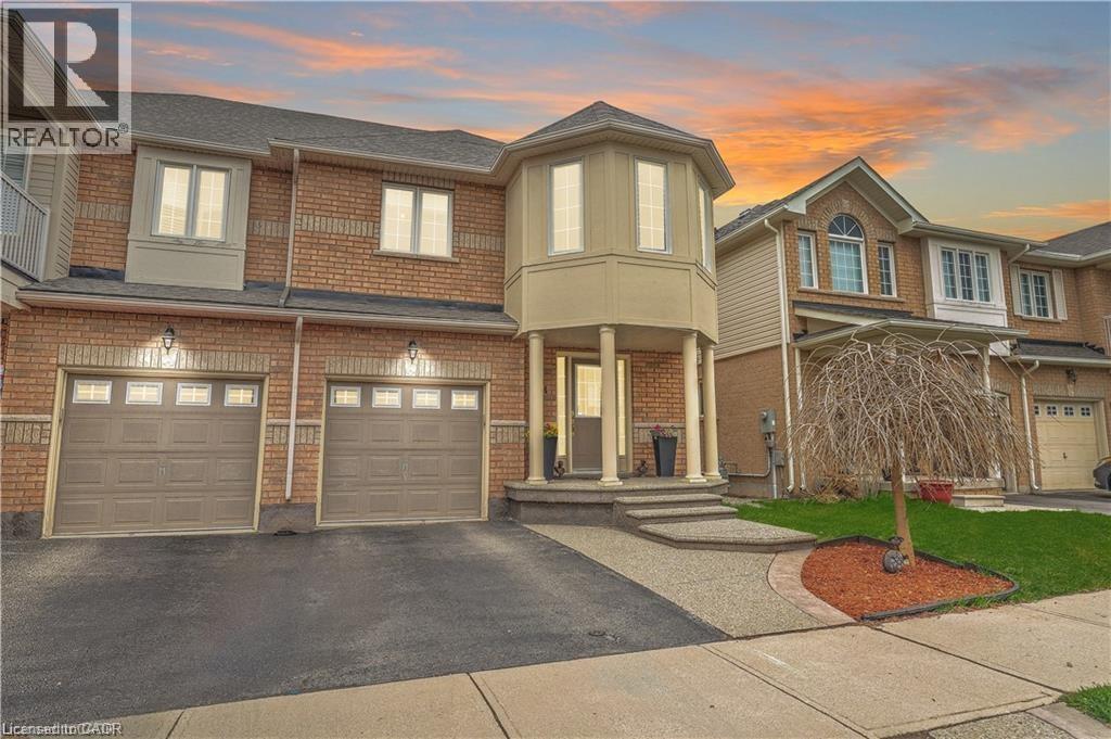 1004 DONNELLY Street