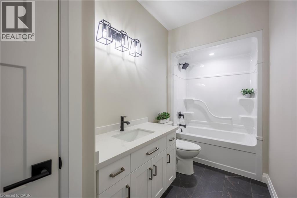 375 ARGYLE AVENUE - 13