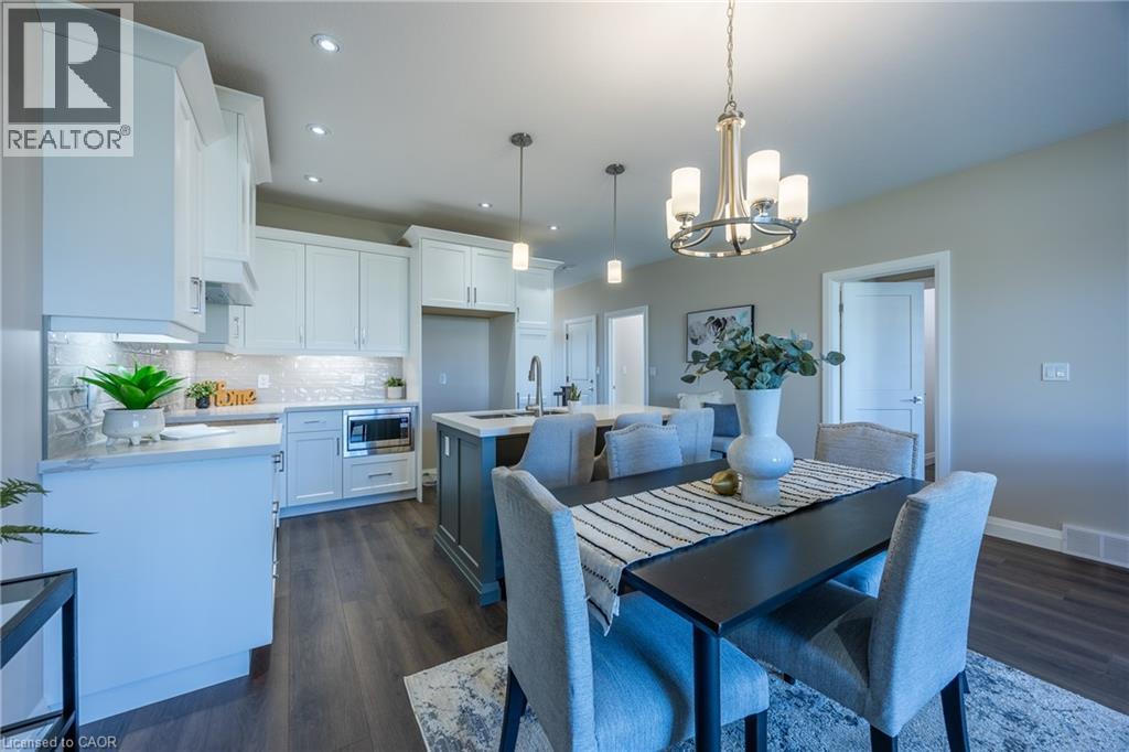 379 ARGYLE AVENUE - 14