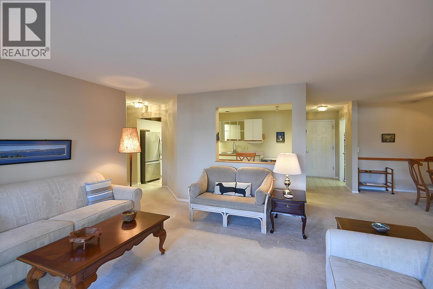 104 5768 MARINE WAY, Sechelt