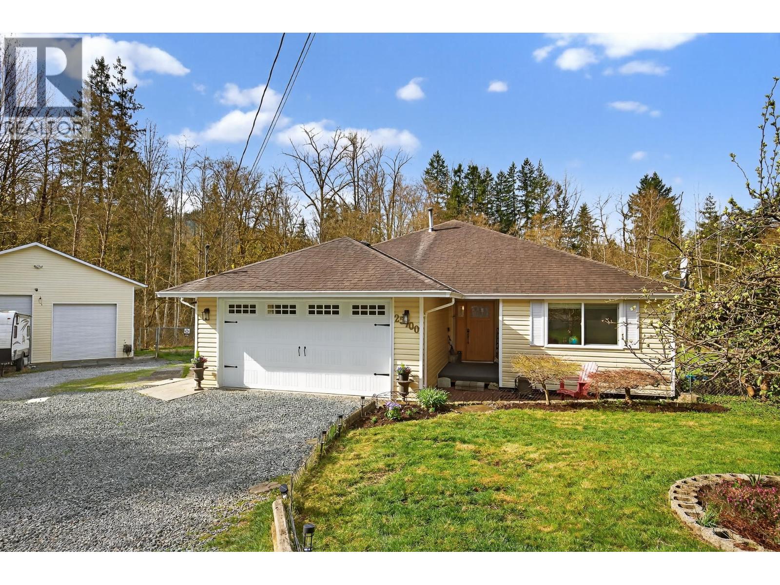 25700 116 AVENUE, Maple Ridge