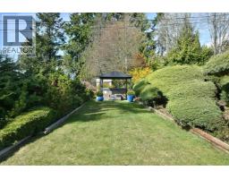 5218 Sunshine Coast Highway, Sechelt, BC V7Z0C1 Photo 21